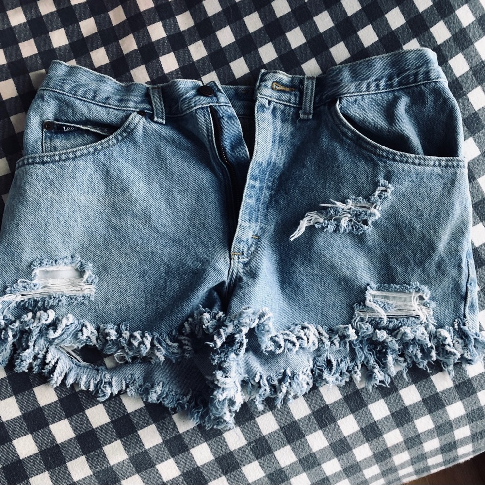 Lee Hand-made distressed denim shorts
